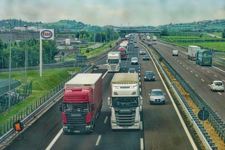 Rzetelne usługi jakie zapewnia serwis Iveco - Grupa DBK